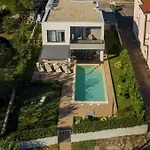 Villa Lu-ma *