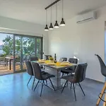 Villa Lu-ma *